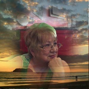 Meet your Posher, Beverly